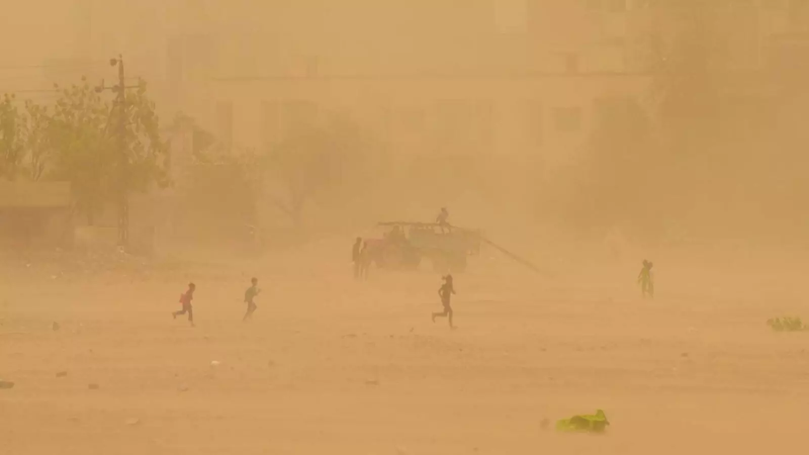 राजस्थान में धूल भरी आंधी ने बढ़ाई मुश्किलें, अलर्ट हुआ जारी