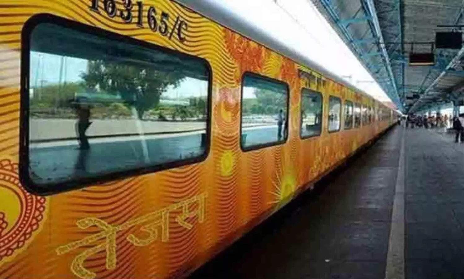 Indian Railways: कोरोना के बढ़ते आंकड़े, क्या फिर से रद्द होगी ट्रेनें