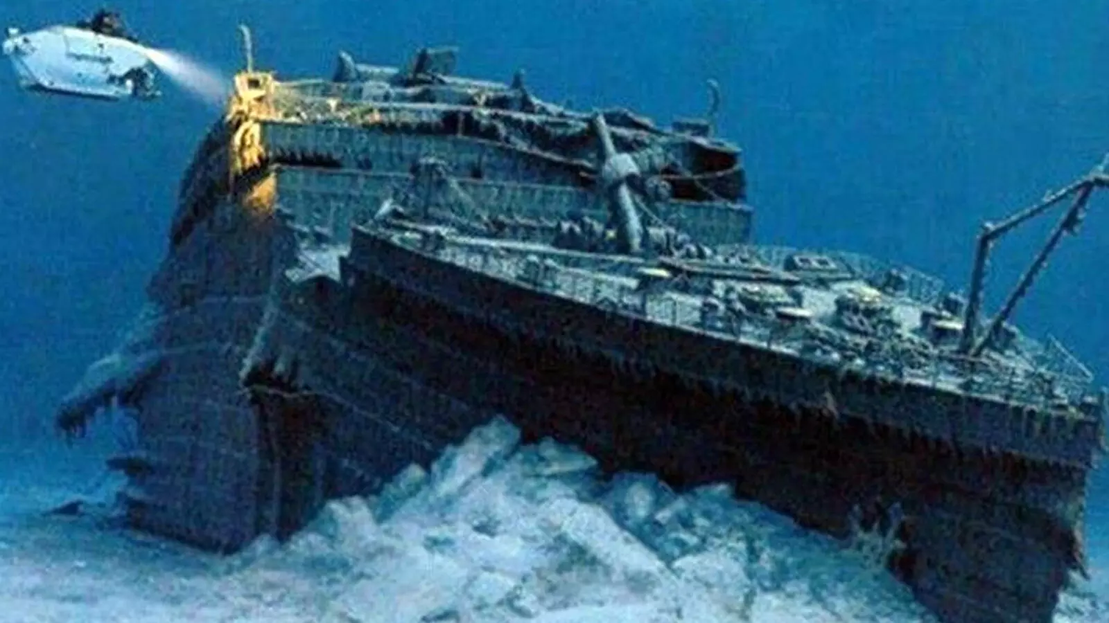 टाइटैनिक: 109 साल पहले  बने सबसे खूबसूरत जहाज के दुखद अंत की कहानी