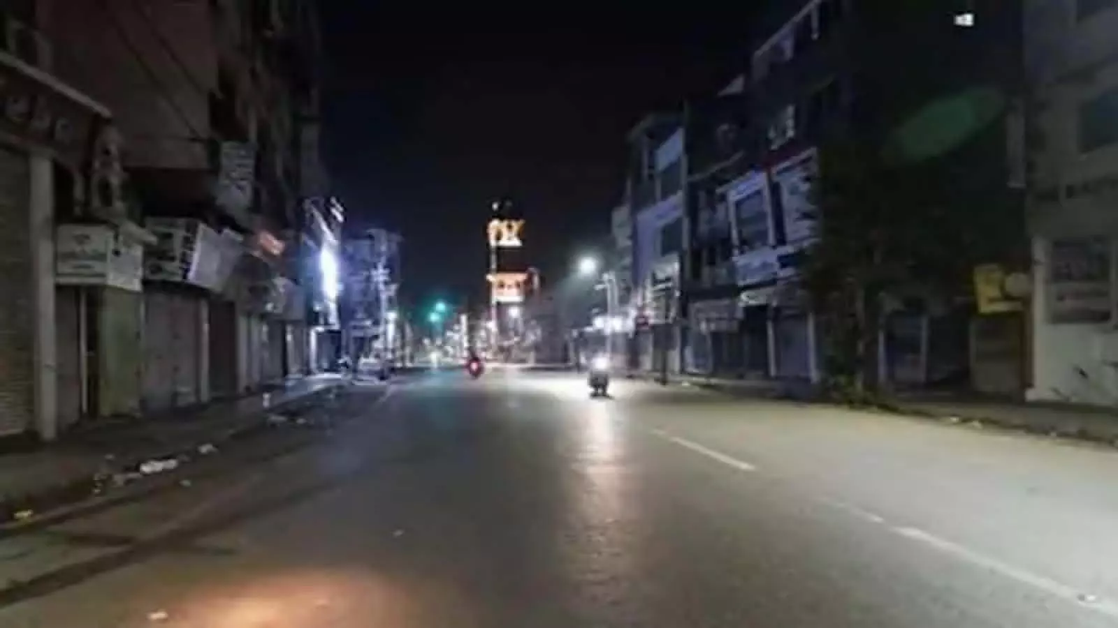 कोरोना का कहर: बलिया में भी नाइट कर्फ्यू, जानें किन चीजों पर रहेगी छूट