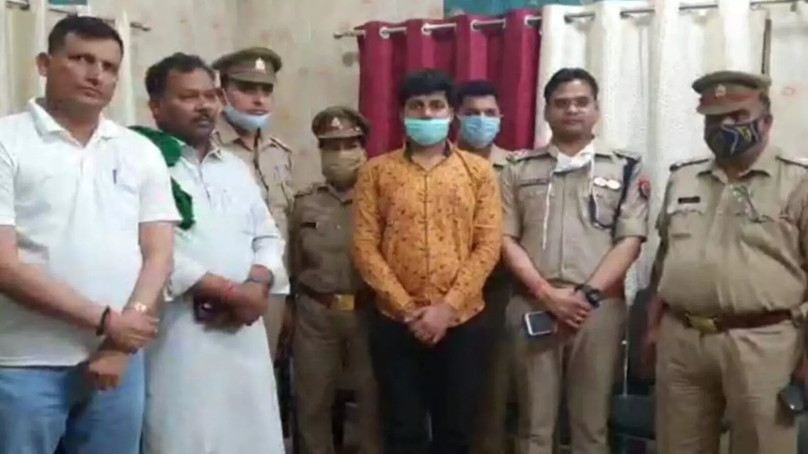 मथुराः व्यापारी का बेटा अगवा, पुलिस ने 24 घंटों में बदमाशों के चंगुल से बचाया