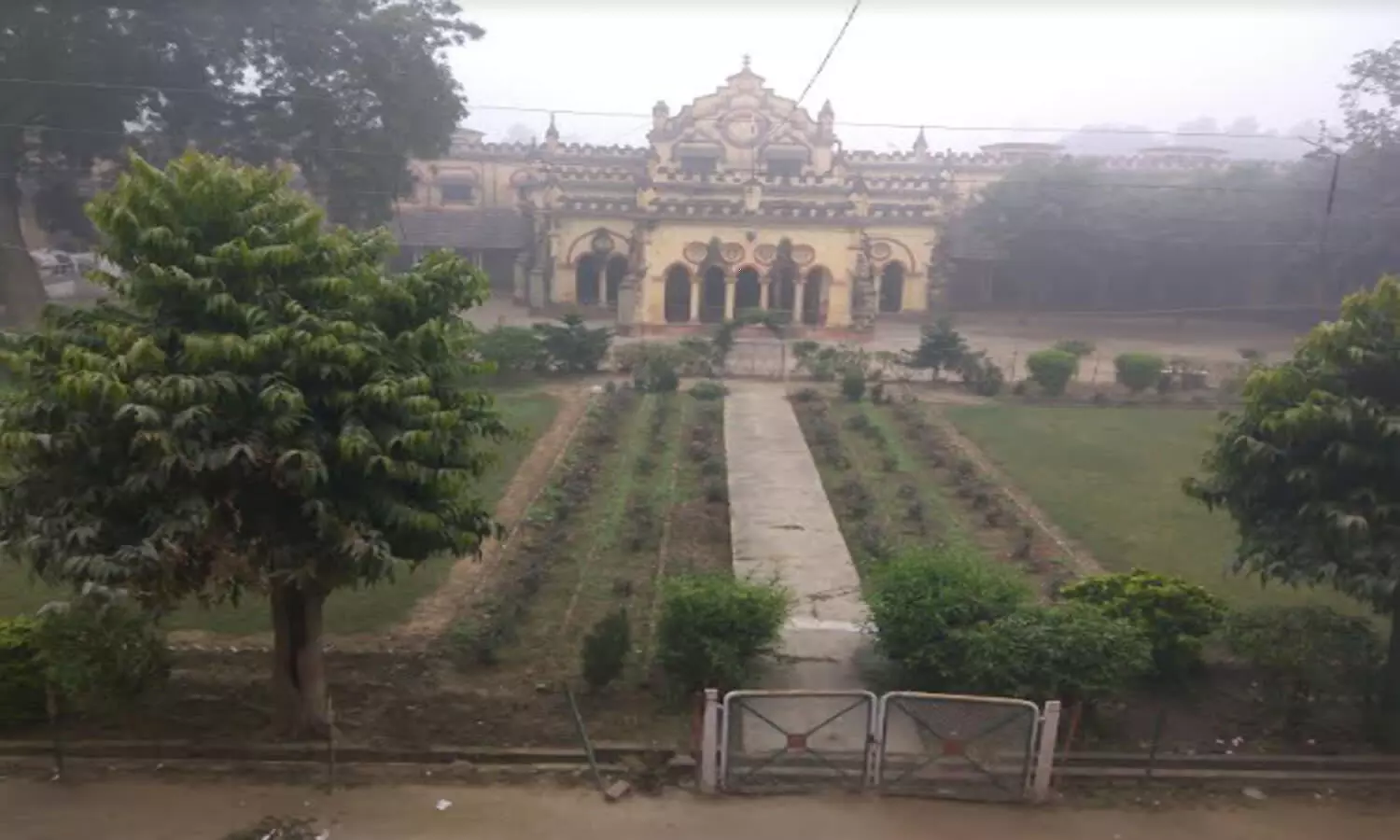 Allahabad HC give order to Ayodhya court complex completely closed,