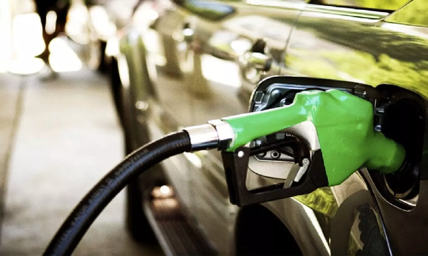 Petrol Diesel के दाम बढ़े: अब आपको देने होंगे इतने पैसे, चेक करें अपने शहर में रेट