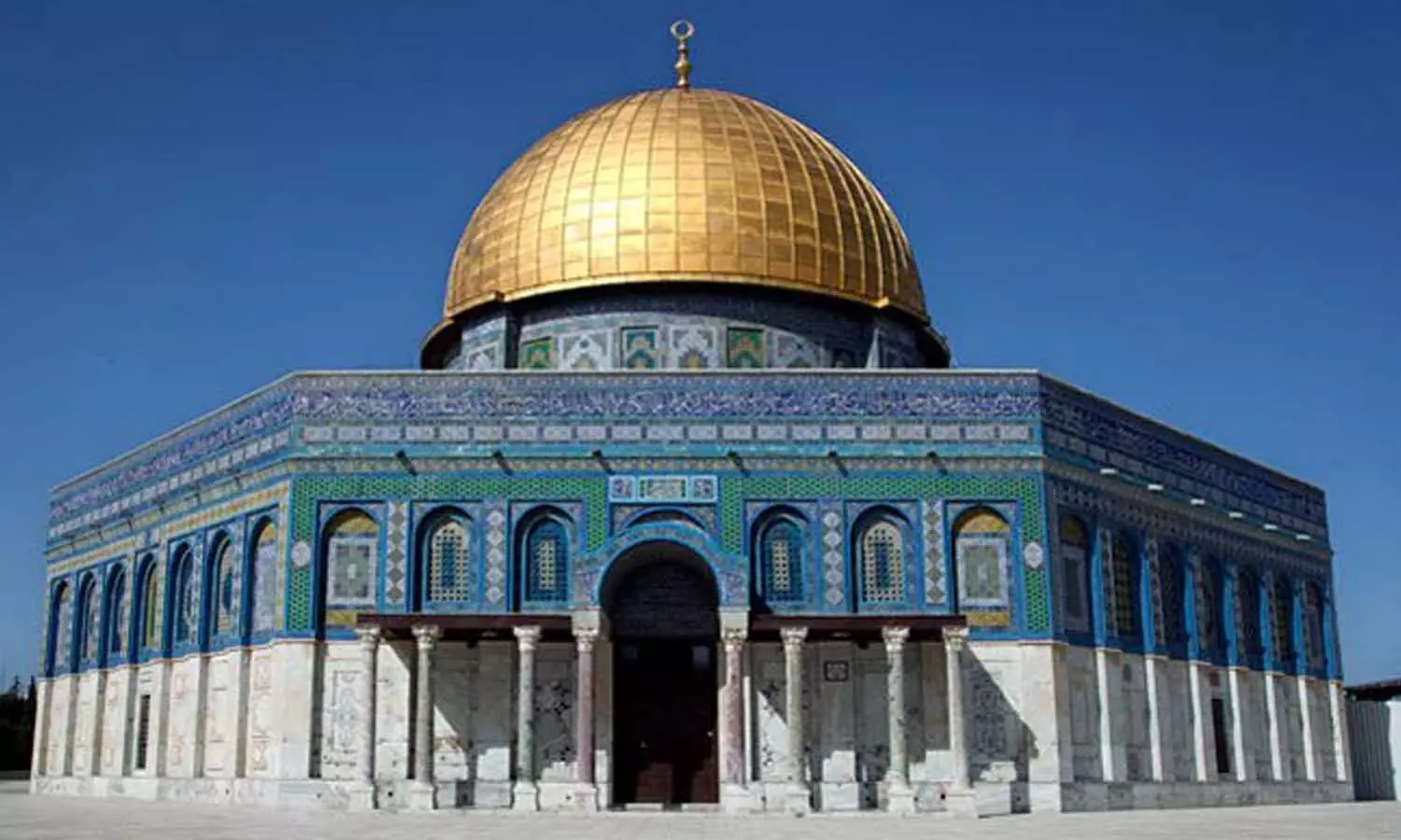 मुसलमानों, यहूदियों और ईसाइयों के लिए बेहद पवित्र है अल अक्सा