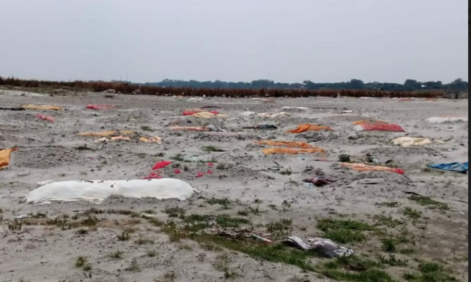 Ganga Ghat of Rae Bareli. Hundreds of bodies are being buried above the sands of the Ganges river.