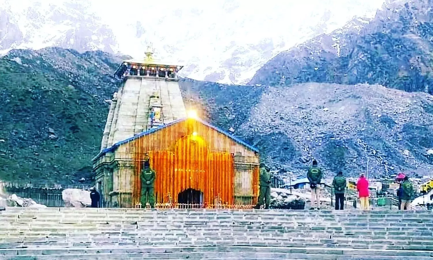 The doors of the world-famous Kedarnath shrine located in the high Himalayan region of Uttarakhand were opened at 5 am today.