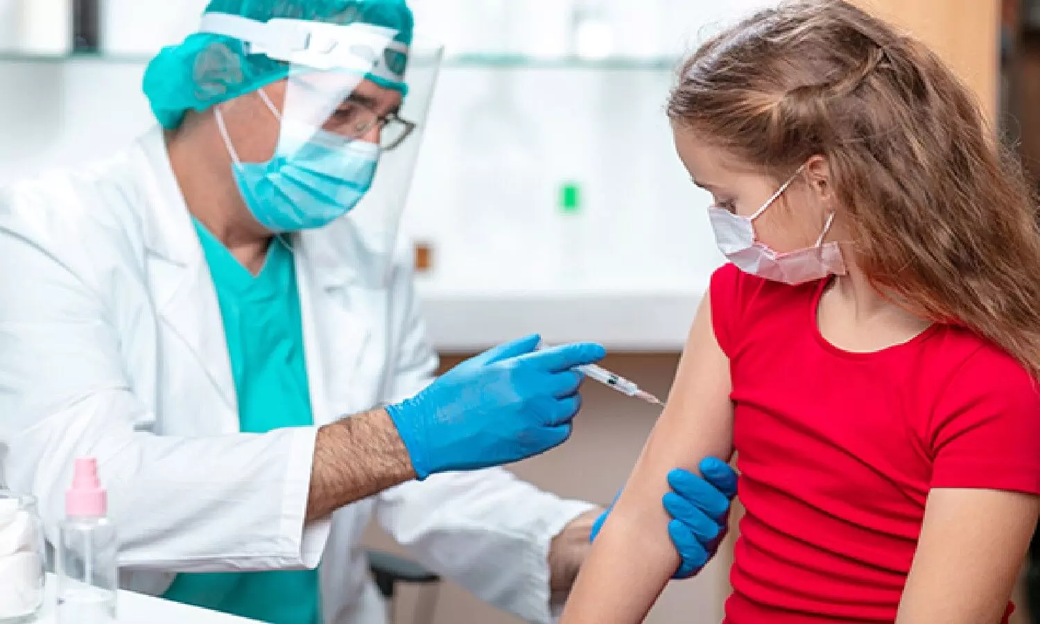 Vaccination: 12 से 15 साल के बच्चों को वैक्सीन देने की मंजूरी, गाइडलाइन जारी