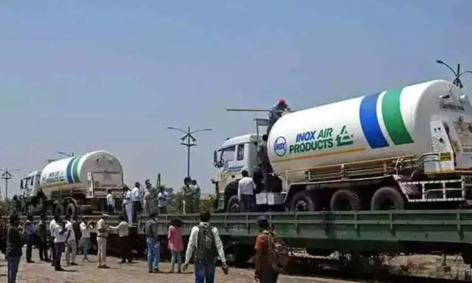 भारतीय रेल ने की ऑक्सीजन सप्लाई