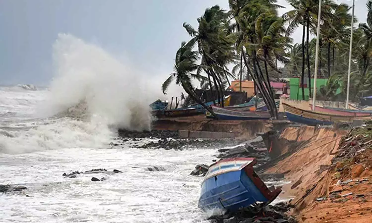 Cyclone Yaas: आज चक्रवात में बदलेगा यास, बंगाल-ओडिशा में भारी तबाही की आशंका