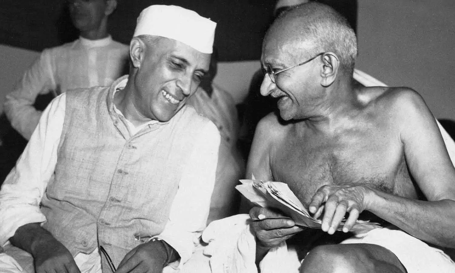 Jawaharlal Nehru पुण्यतिथि: जानें कैसे देश के पहले प्रधानमंत्री बने नेहरू