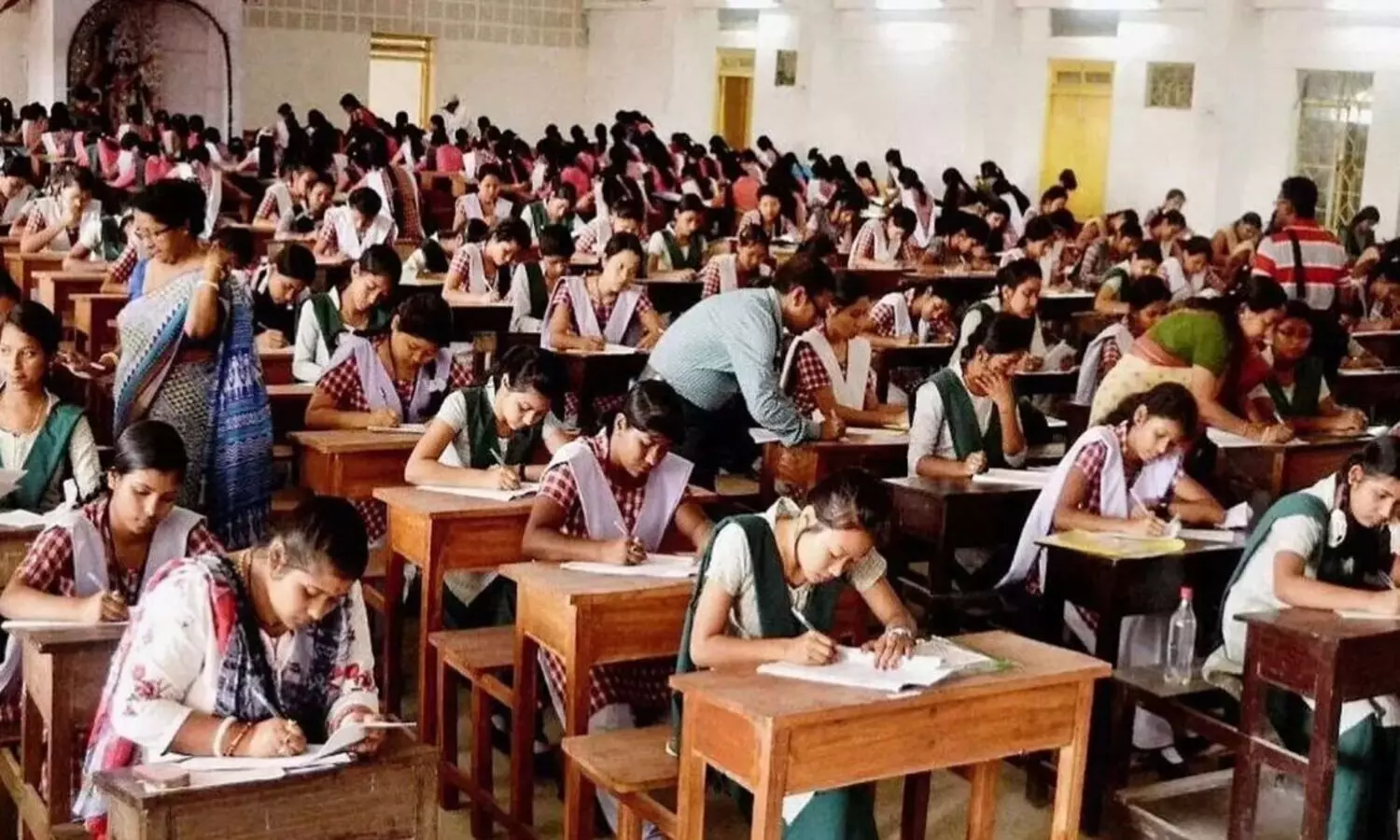 यूपी बोर्ड की 12वीं की परीक्षा रद्द, उपमुख्यमंत्री दिनेश शर्मा ने किया ऐलान