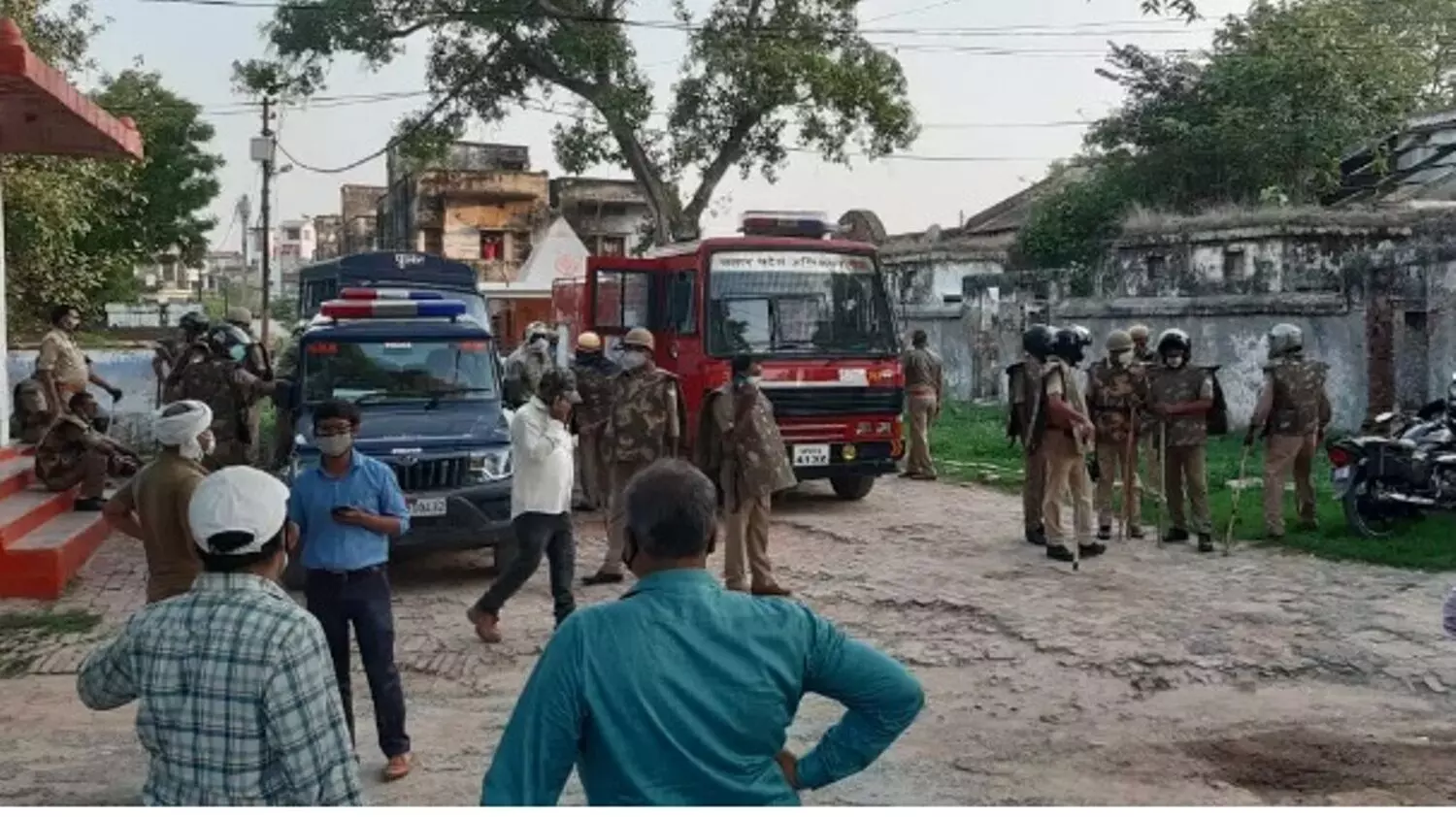 Jaunpur News: जेल में बन्दियों ने जमकर काटा बवाल, जेल प्रशासन पर लगाये आरोप