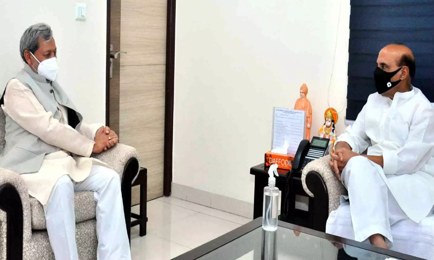 दिल्ली दौरे पर CM तीरथ सिंह रावत ने की दिग्गजों से मुलाकात, इन मुद्दों पर हुई चर्चा