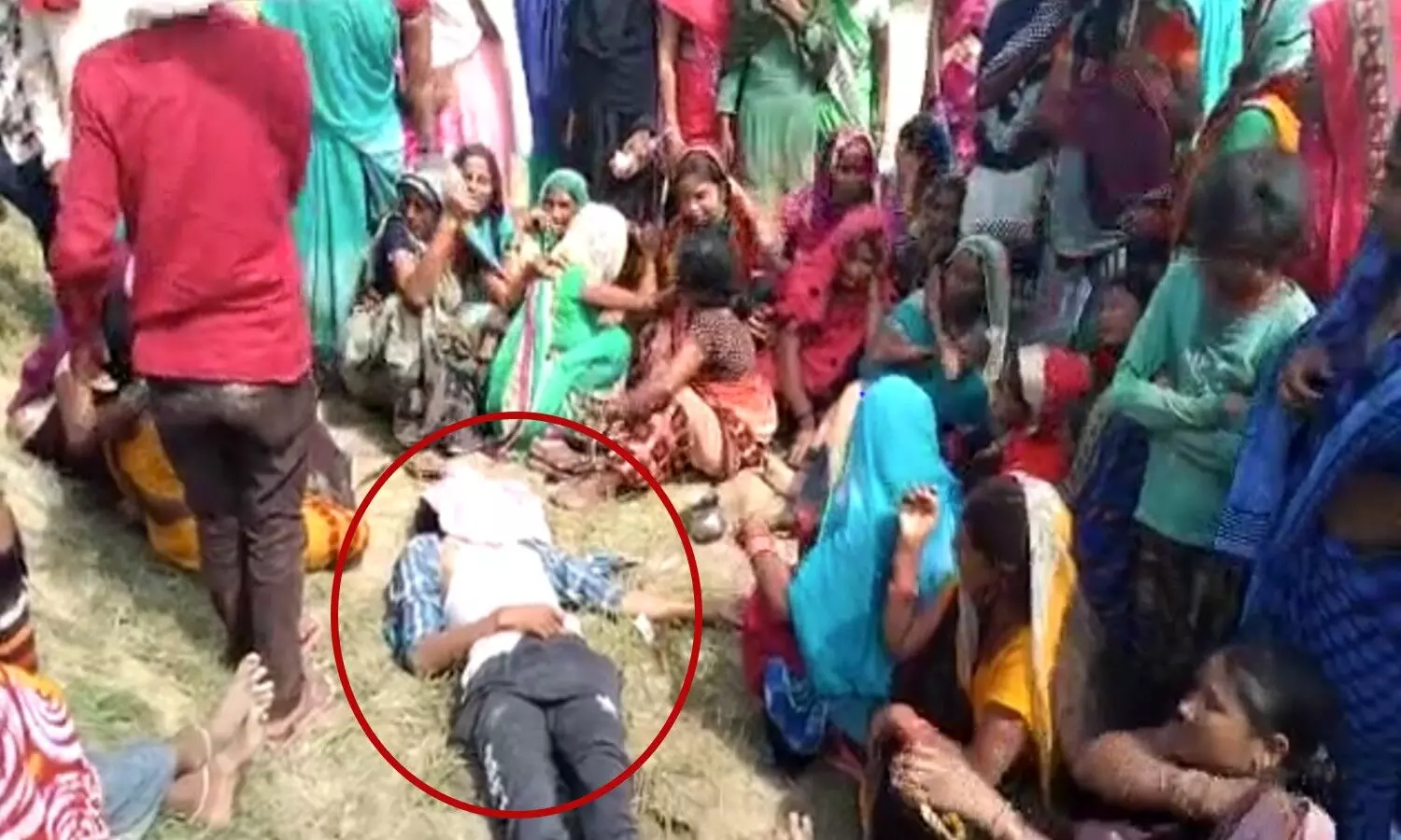 Siddharthnagar Crime News: खेत में मिला शव, ग्रामीणों के उड़े होश, मौत की वजह तलाश रही पुलिस