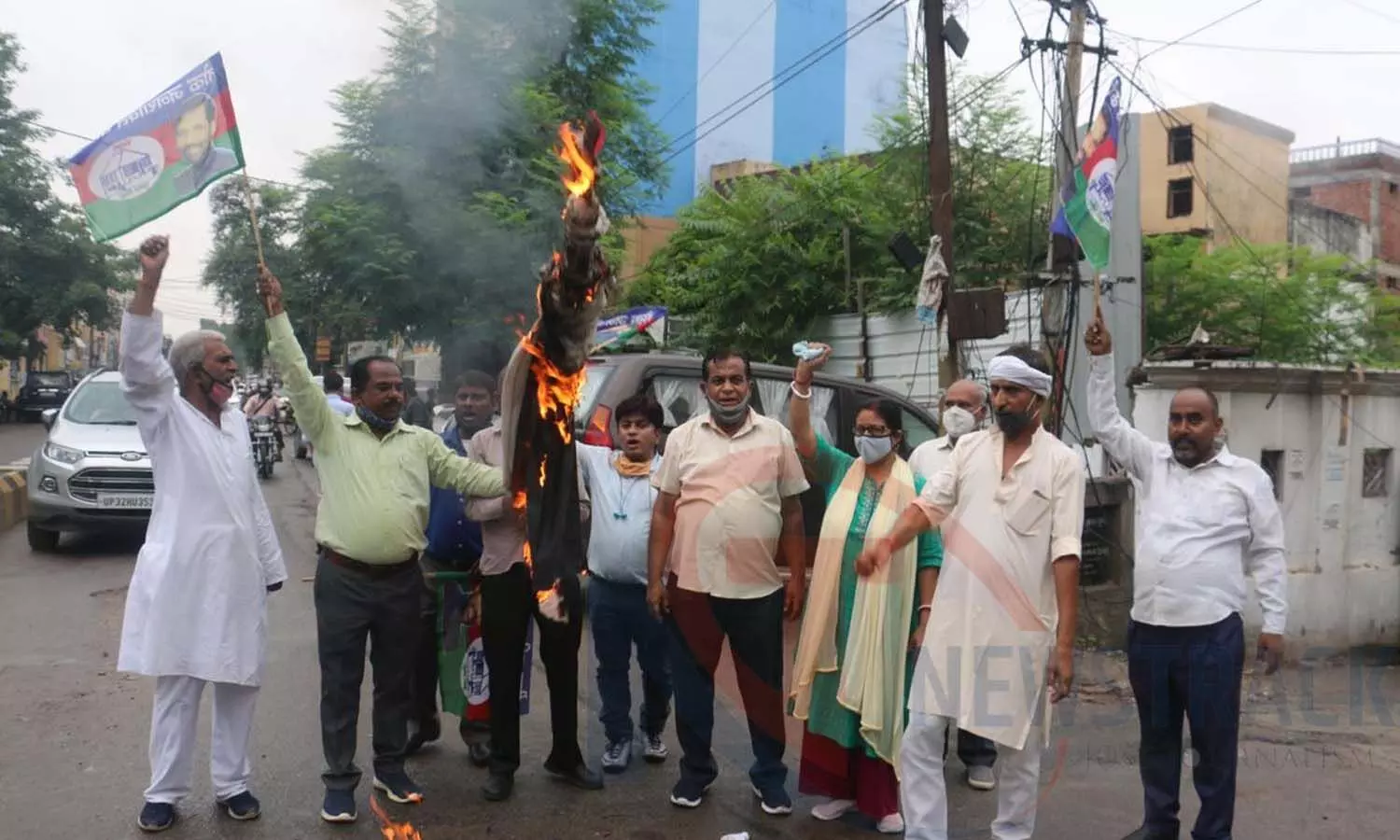 burn effigy of MP Pashupati Kumar Paras at LJP
