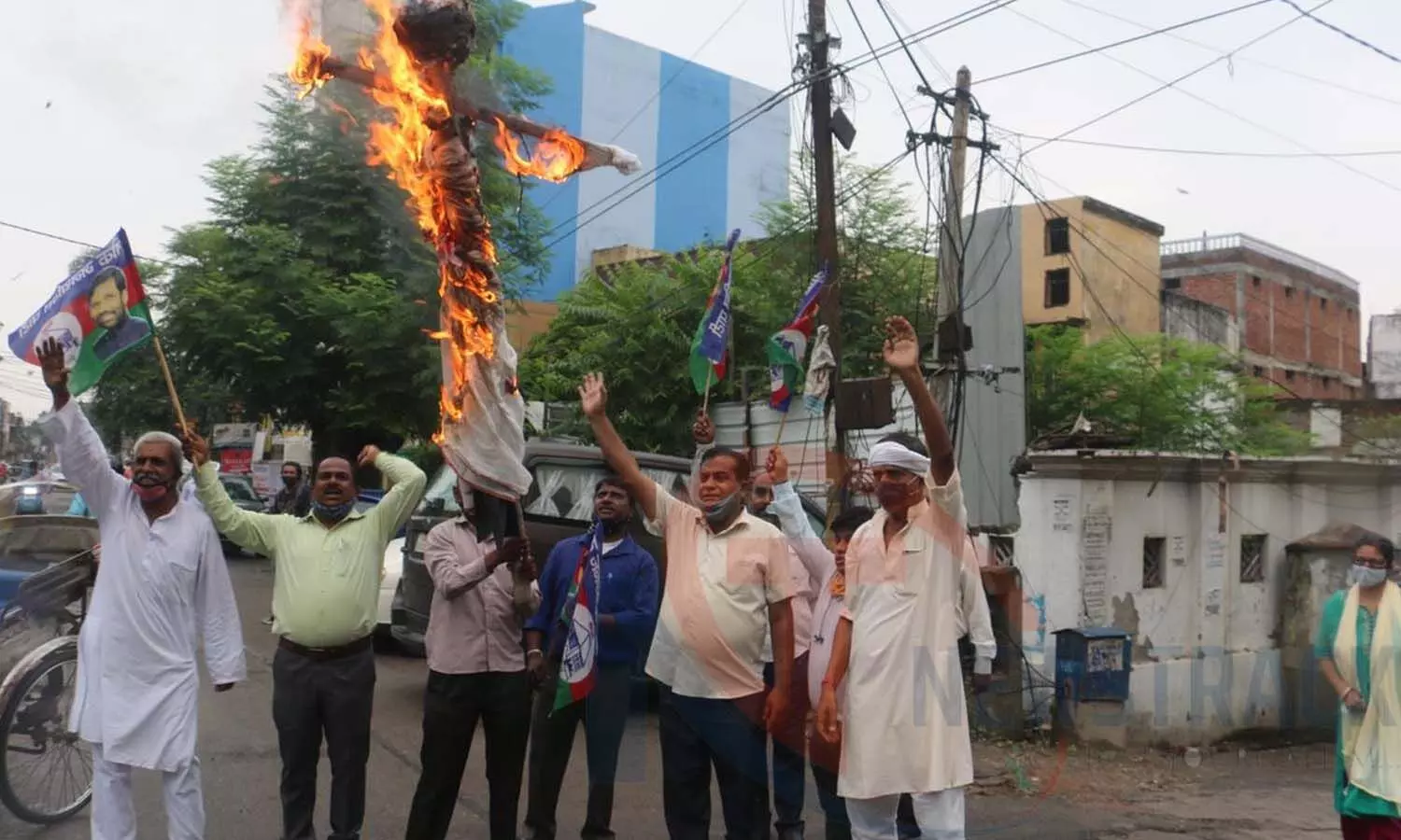burn effigy of MP Pashupati Kumar Paras at LJP