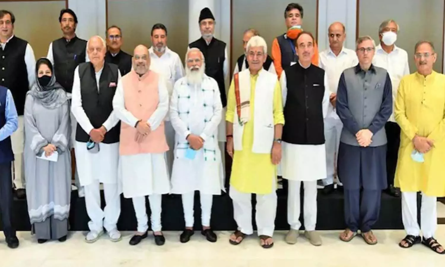 PM Modi-J&K Leaders Meet: जम्मू-कश्मीर के नेताओं के साथ PM मोदी की बैठक, जानिए क्या रहा खास? प्वाइंट में समझें