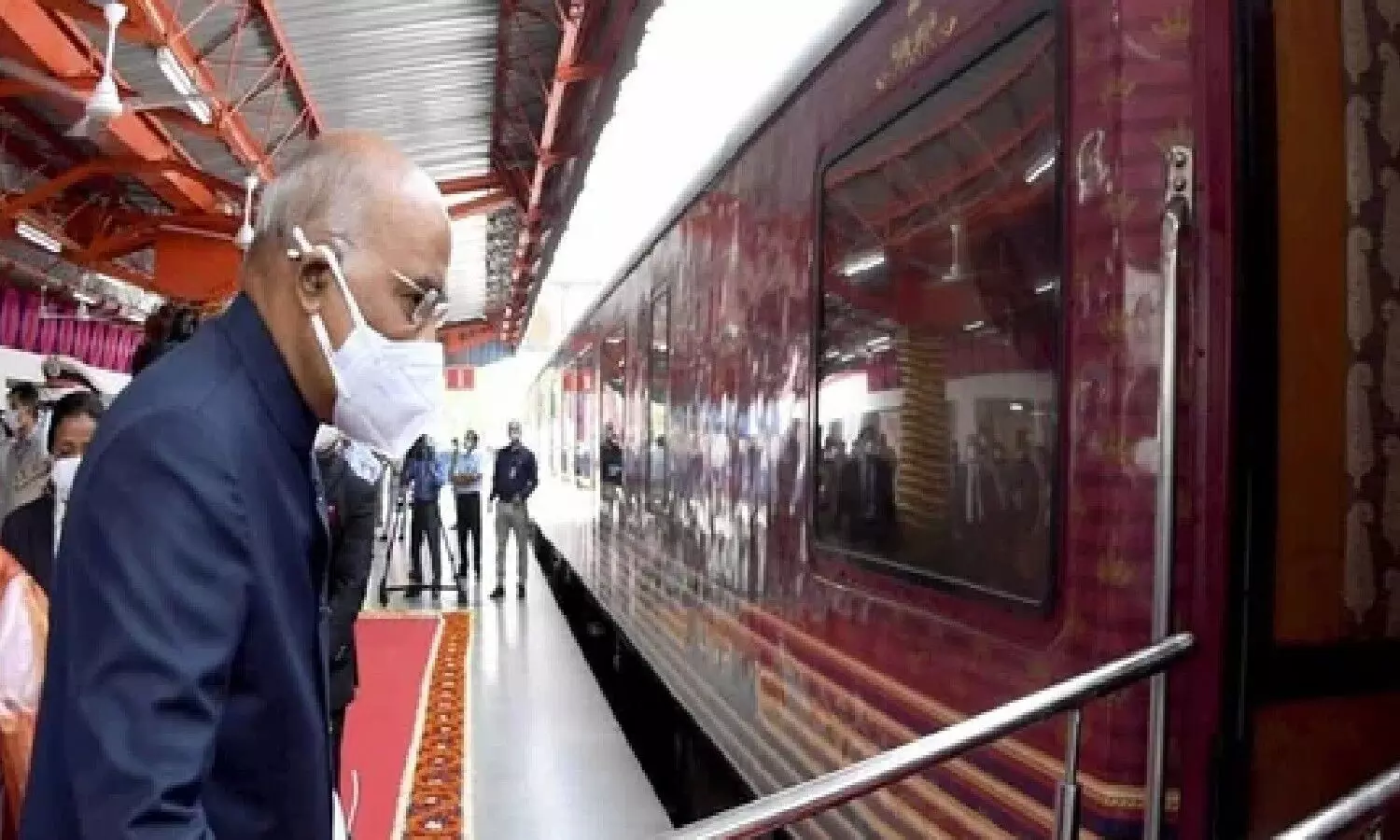 President Ram Nath Kovind boarded the Presidential train for Kanpur from Delhi