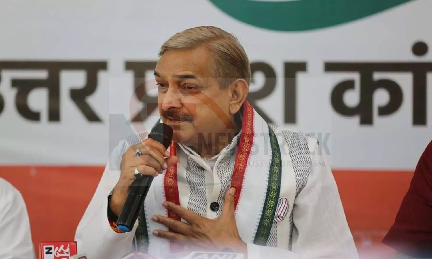 Pramod Tiwari Slams Yogi Adityanath Government