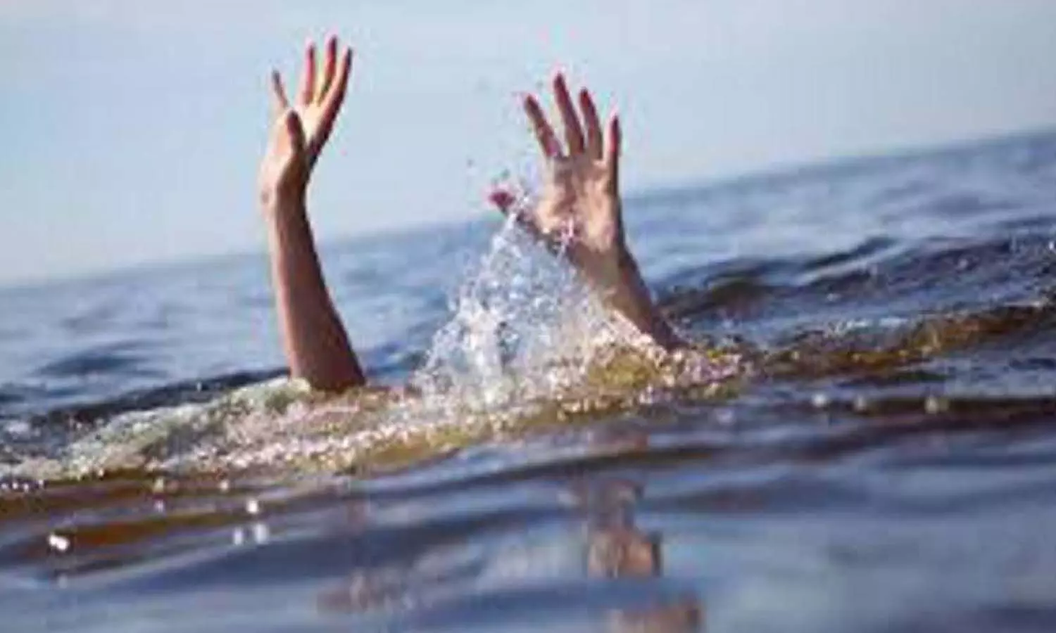 Man jumped in Gomti river