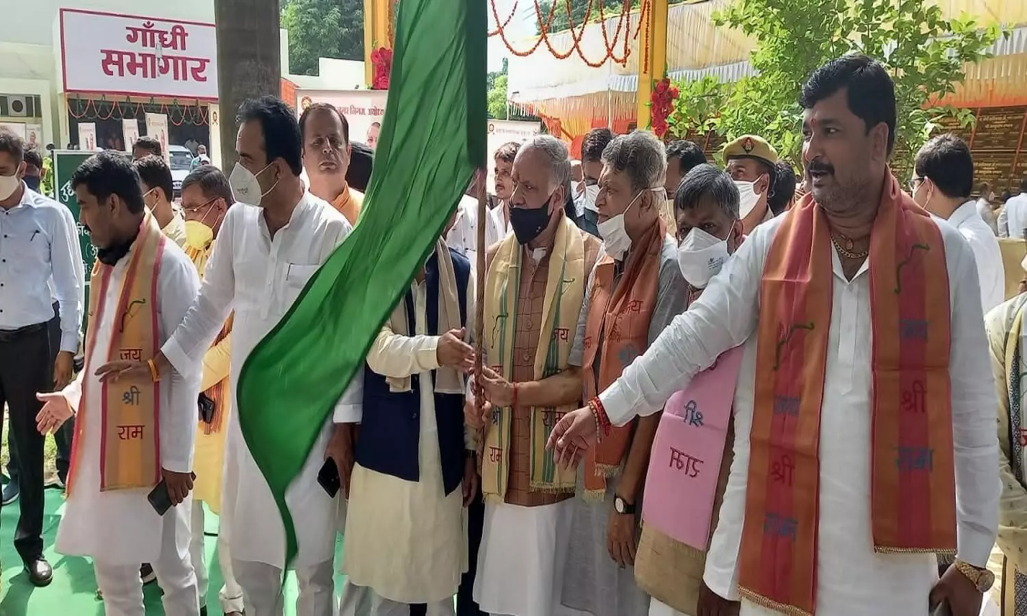 Ayodhya News: मंत्री अशुतोष टंडन ने अयोध्या के विकास के लिए किया करोड़ों की परियोजनाओं का लोकार्पण और शिलान्यास