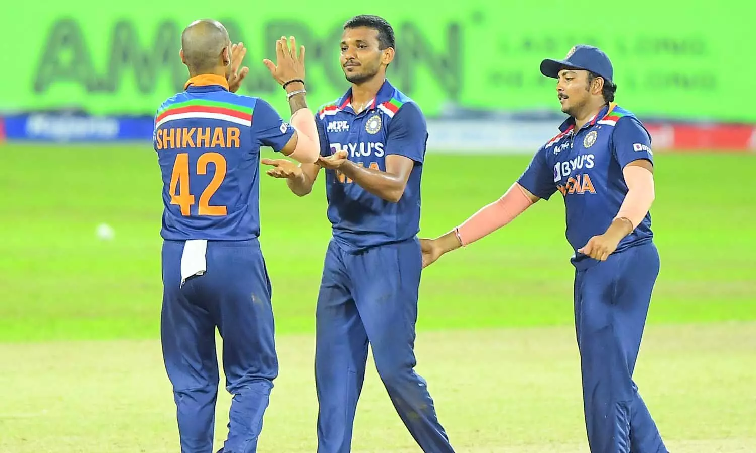 Ind vs SL 3rd ODI LIVE: श्रीलंका को तीसरा झटका, D Silva भी आउट