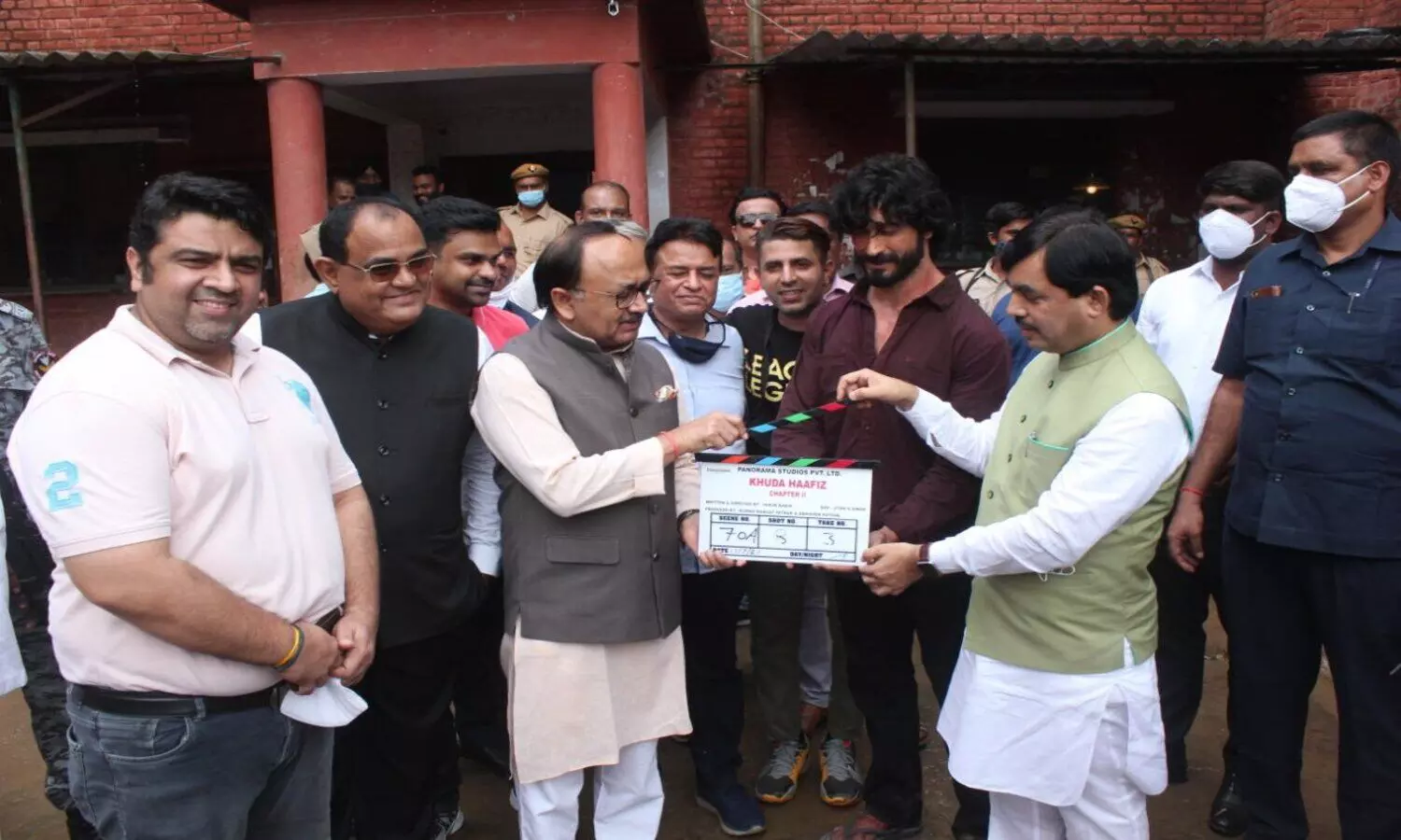 Sahnawaz hussain and up minister inaugurate film shooting