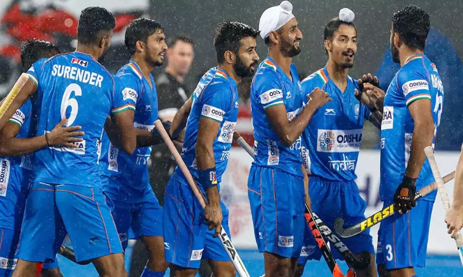 The Indian hockey team has won the bronze medal by defeating the mighty German hockey team 5-4.