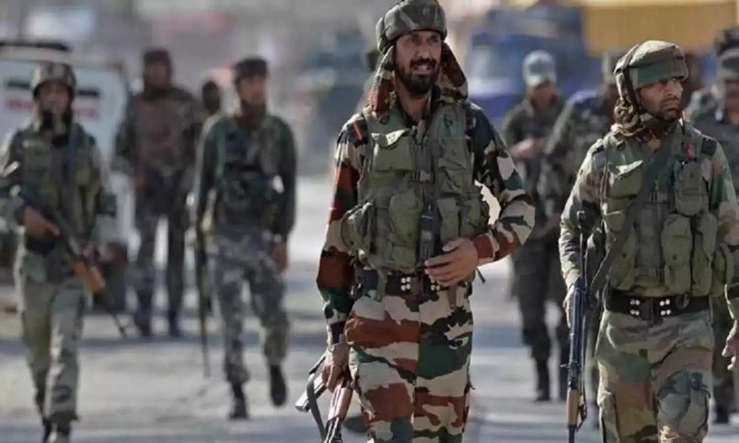 Jammu Kashmir में आतंकी हमला, एक पुलिसकर्मी शहीद, सेना चप्पे-चप्पे की ले रही तलाशी