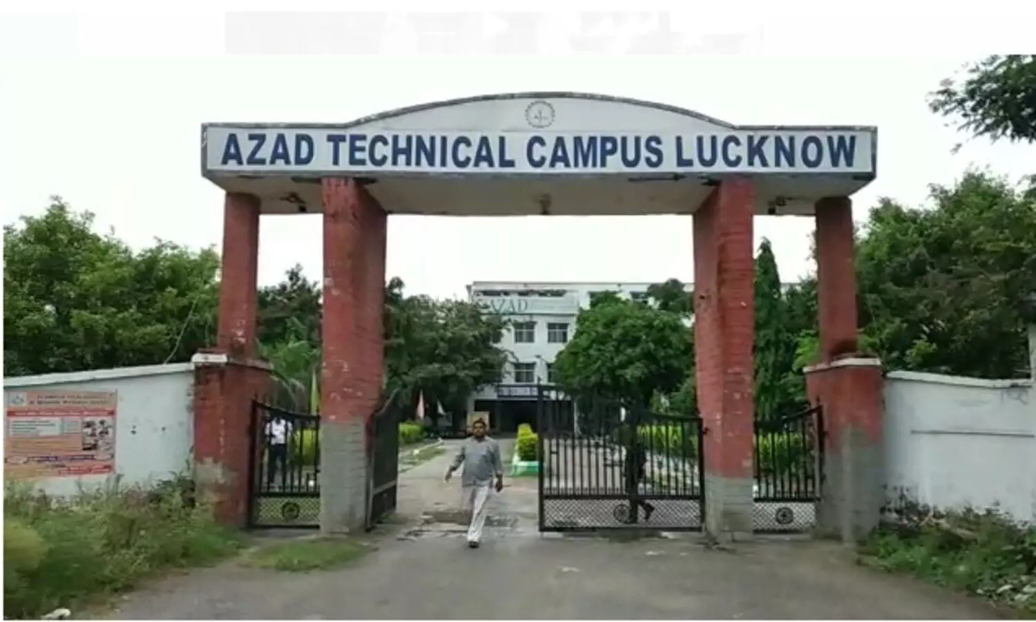 Azad Institute of Pharmacy