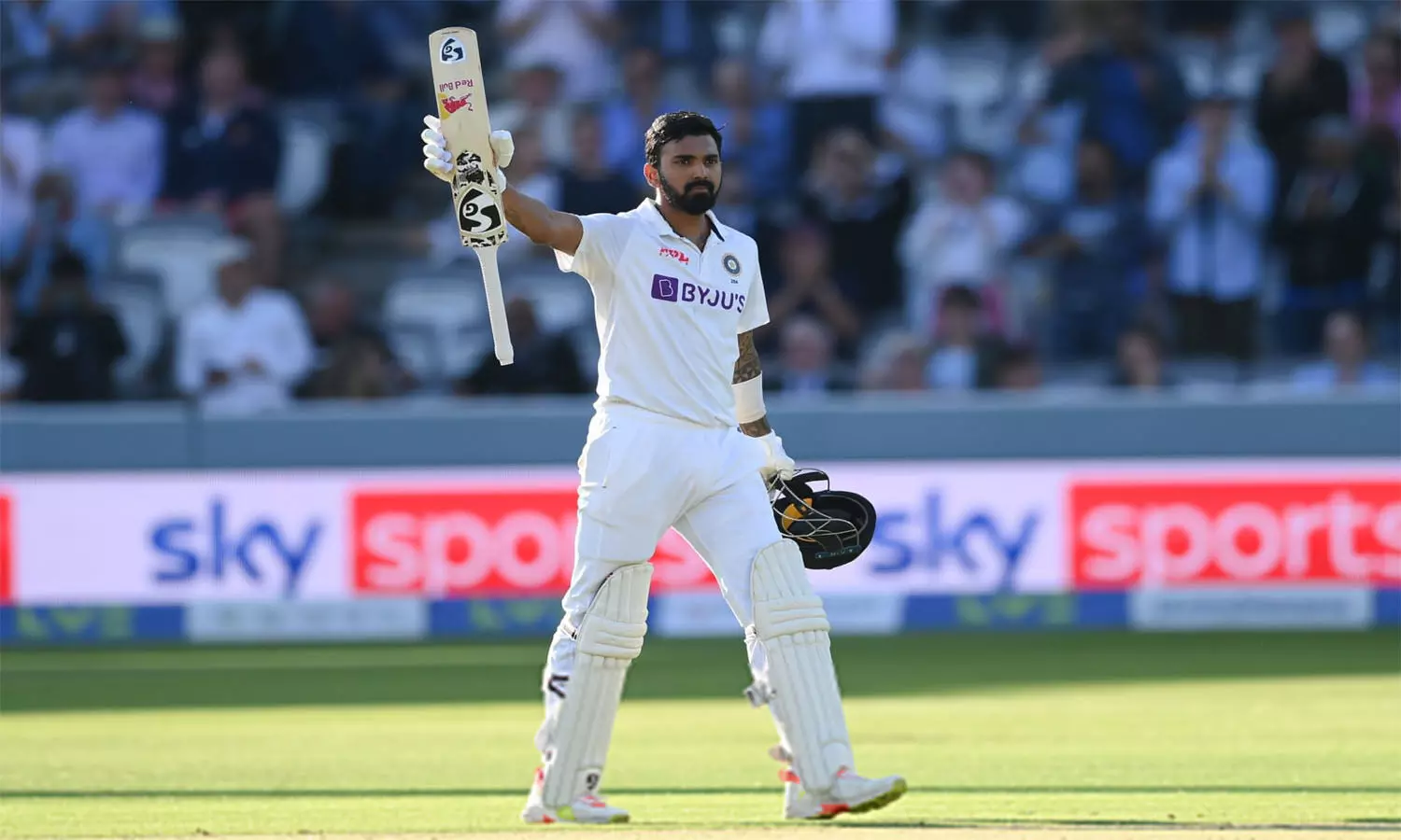 India vs England: केएल राहुल के नाम दर्ज हुए कई रिकॉर्ड, इन दो भारतीय बल्लेबाजों को छोड़ सकते हैं पीछे