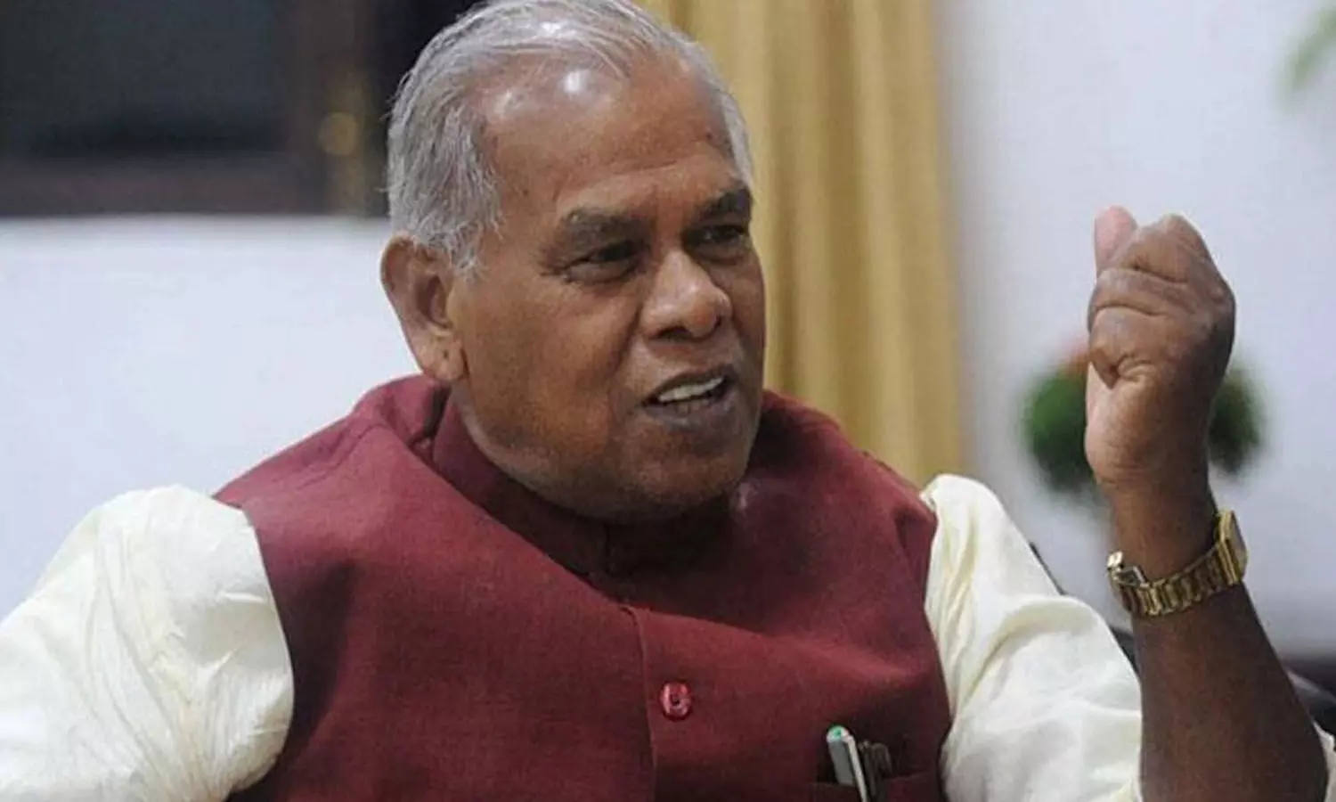 Bihar BJP leader Sushil Kumar Modi : ठंड में चढ़ा सियासी पारा, डैमेज कंट्रोल को कूदे सुशील मोदी, मांझी ने दी सरकार गिराने की धमकी