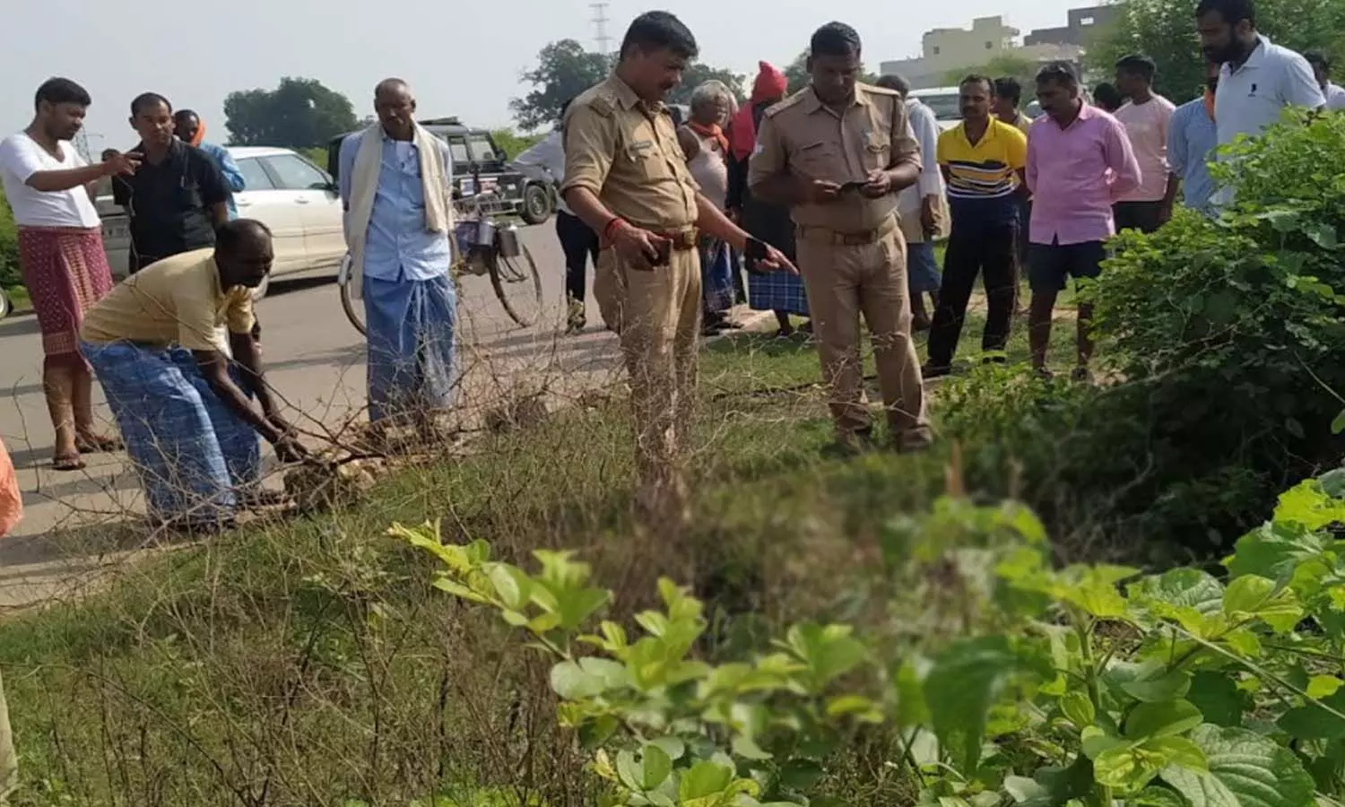 The body of the youth was thrown in the field after killing him.