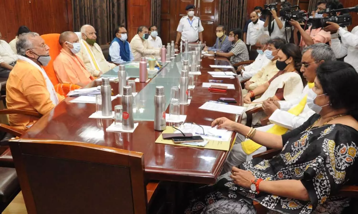 UP Assembly Monsoon Session: विधानसभा सत्र शुरू होने के पहले दलीय नेताओं की बैठक, CM योगी ने कही ये बात