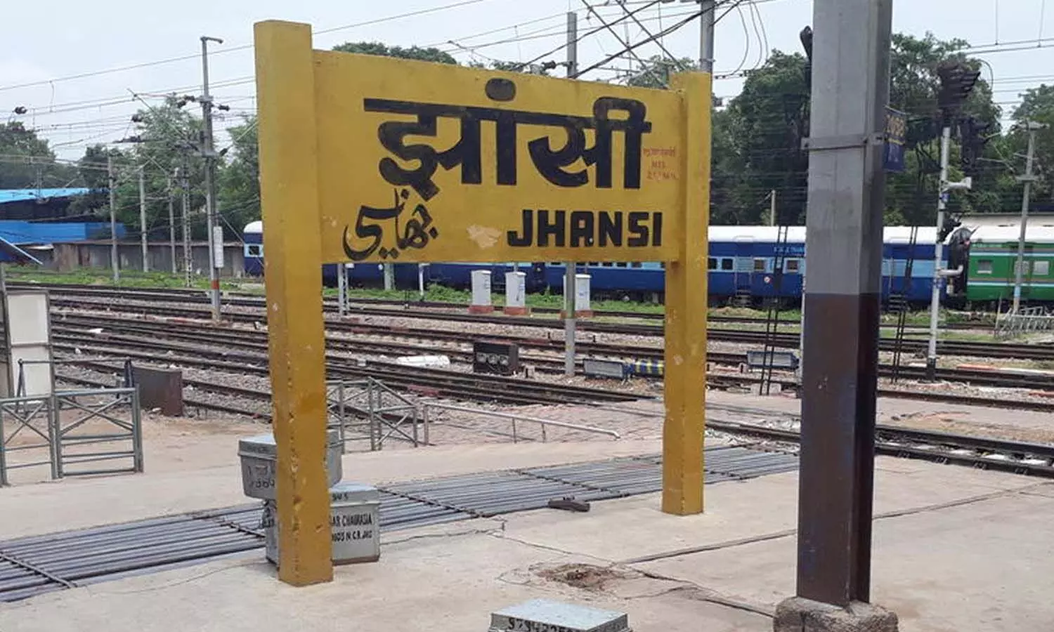 Jhansi Crime News: महिलाओं के उत्पीड़न से कांप उठा झांसी, प्रेम संबंधों में गई जान, घर भी उजड़ा