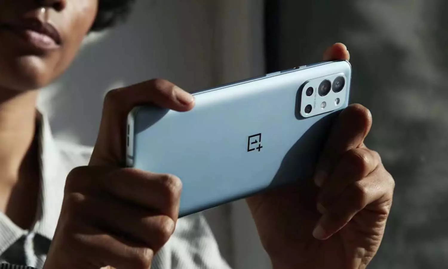 The new smartphone One Plus 9RT may launch in early October