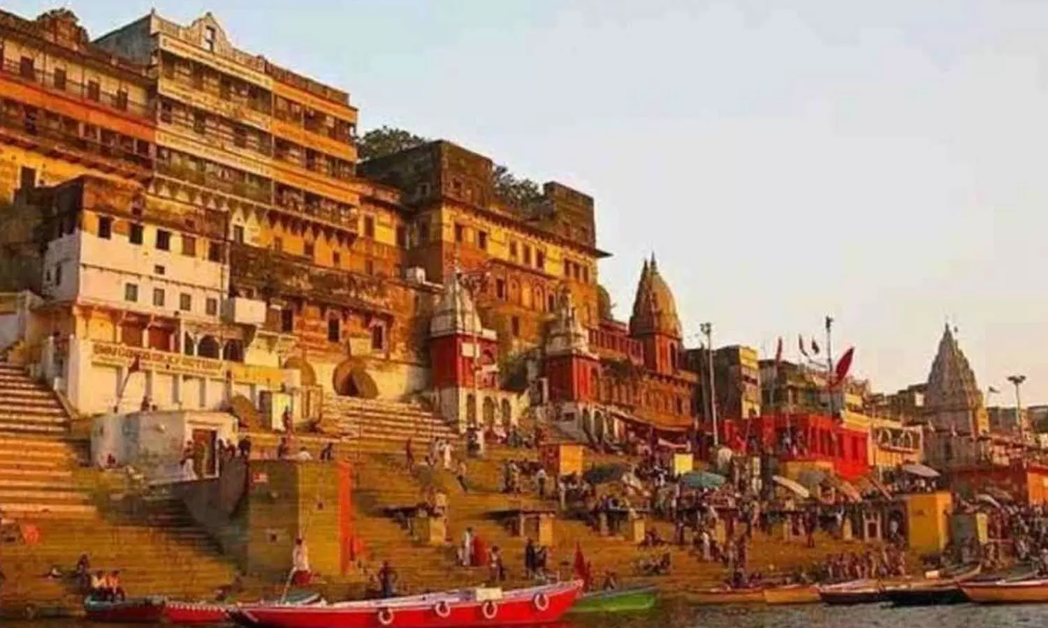 Kashi city is the main attraction for domestic and foreign tourists