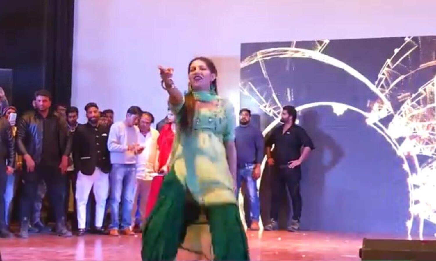 Sapna Choudhary Ke Gane Sapna Choudhary Dance Video Goli Chal Javegi Viral Sapna Choudhary 