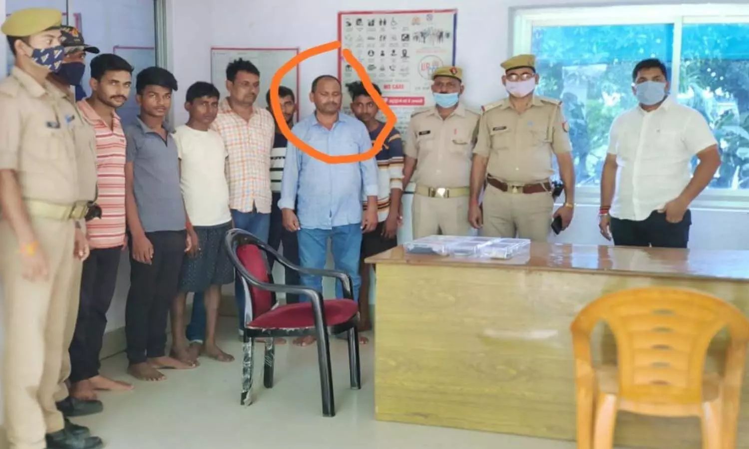 Protector turned eater: Policeman arrested for smuggling cow, this is the whole matter