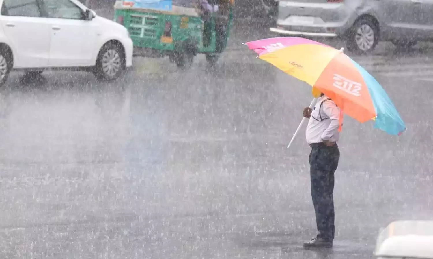 Aaj Ka Mausam: झमाझम बारिश से भीगेंगे ये राज्य, जानें अपने प्रदेश में आज का मौसम