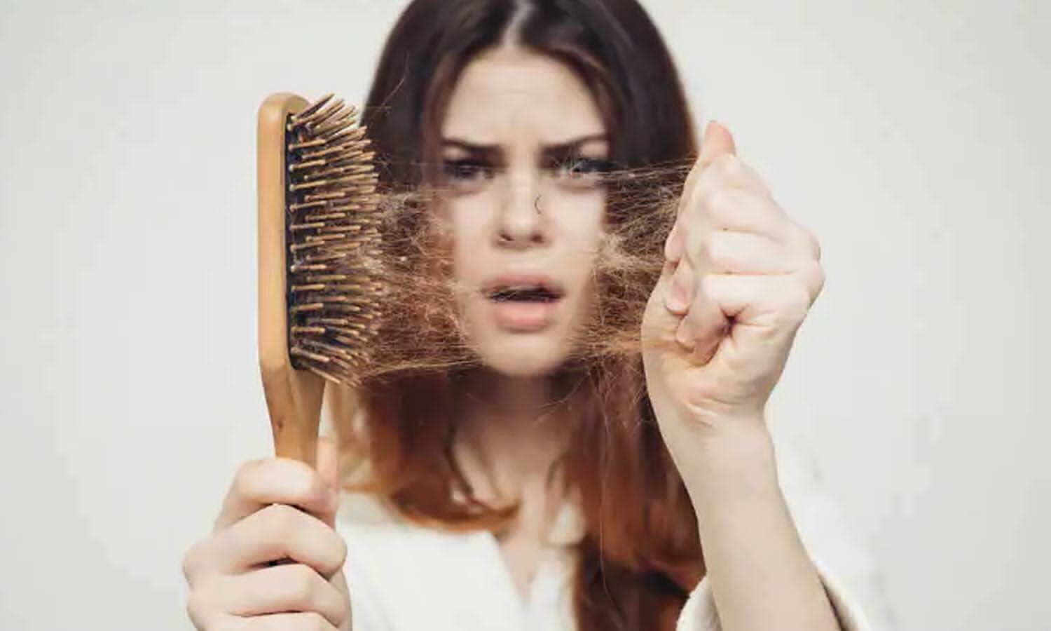 Balon Ka Jhadna: Hair fall will reduce immediately, just follow these home  remedies and methods. 1 News Track English - Youthistaan