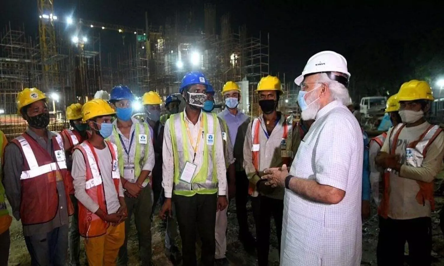 PM Modi arrives to see the construction progress of Central Vista