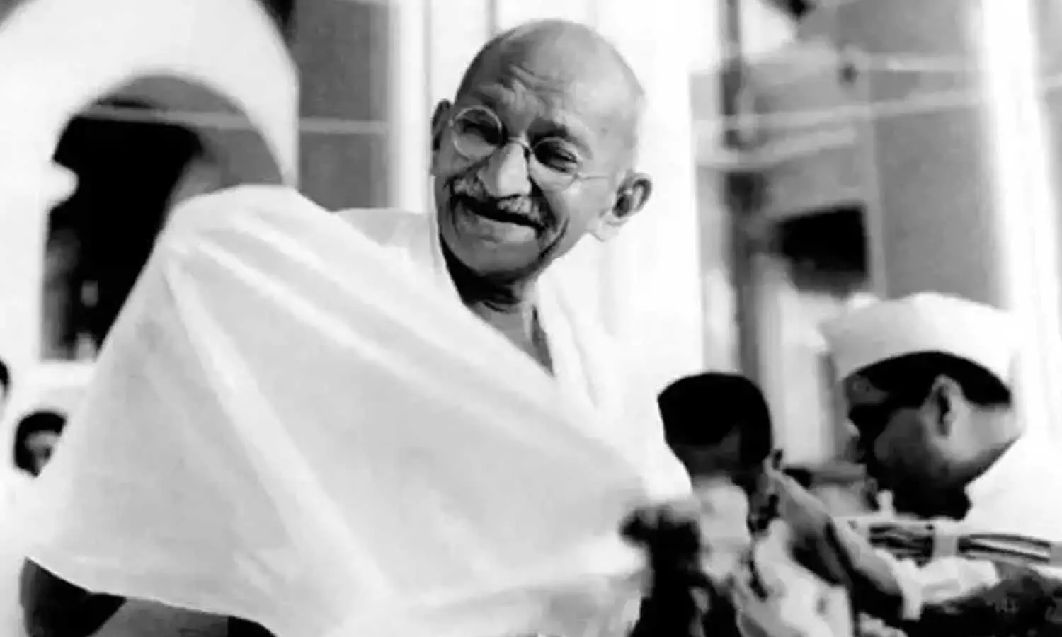Mahatma Gandhi Ke Mantra: बापू का दिया वो मंत्र, जो आज बदल सकता है आपकी जिंदगी