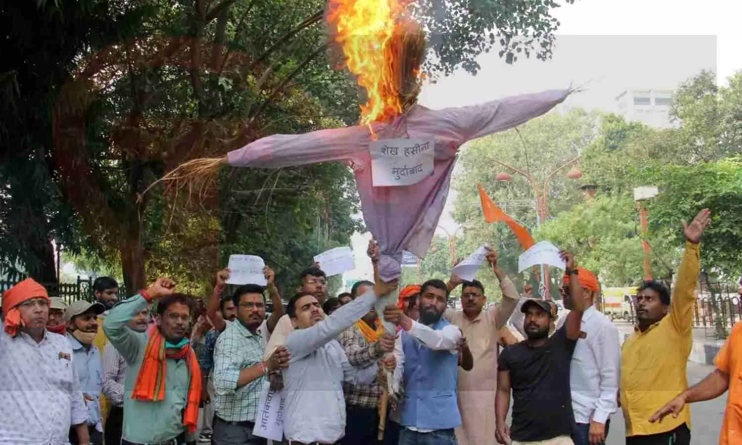 Vishwa Hindu Parishad activists burn effigy of Bangladesh Prime Minister Sheikh Hasina