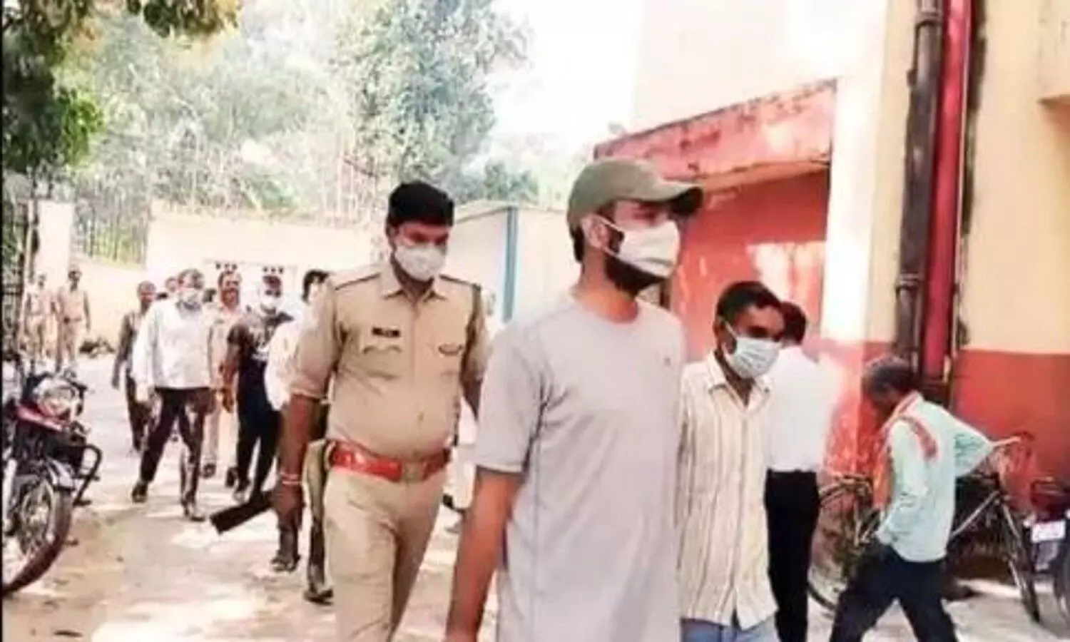 Lakhimpur Kheri violence 4 accused including BJP member Sumit Jaiswal will remain police remand till October 25