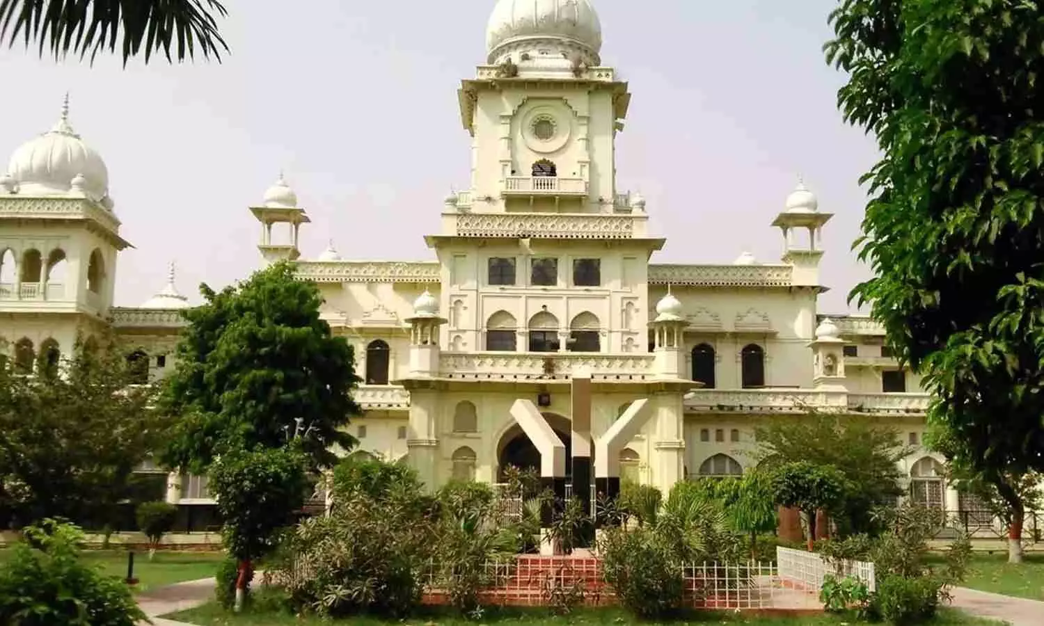 Lucknow University