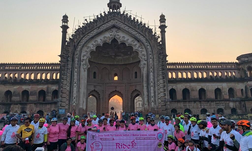 Breast and Curvical Cancer: Walkathon organized at Lucknow PGI, awareness campaign run throughout the month of October.  1 News Track English