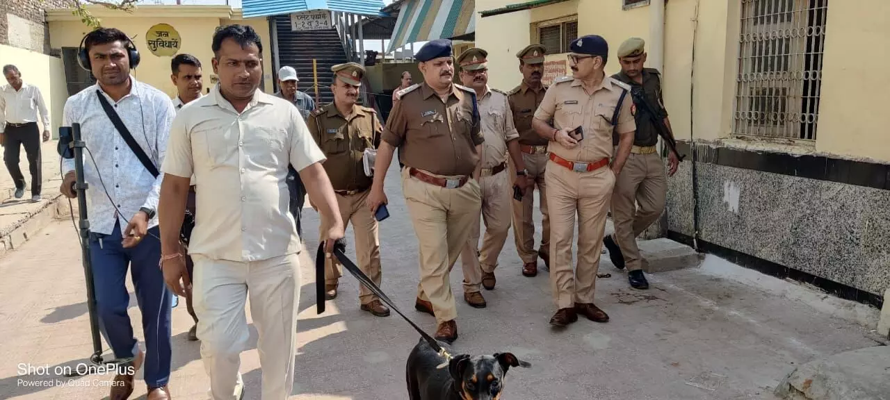 बम धमाके का अलर्ट: फिरोजाबाद में मचा हड़कंप, इन स्टेशनों पर तत्काल हुई चेकिंग