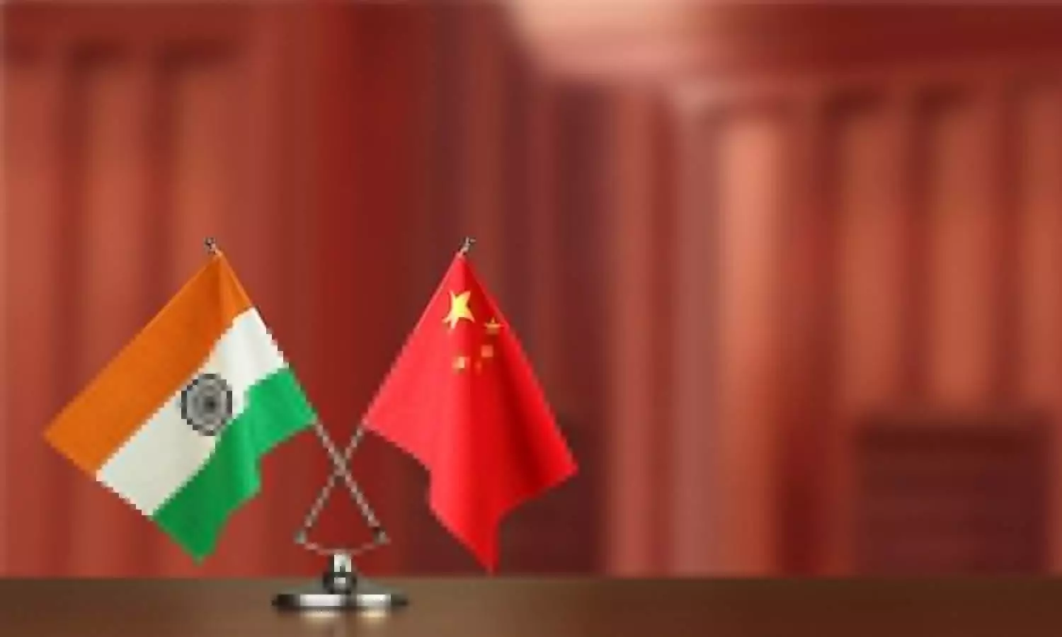 चीनी नेतातंत्र या भारतीय लोकतंत्र?