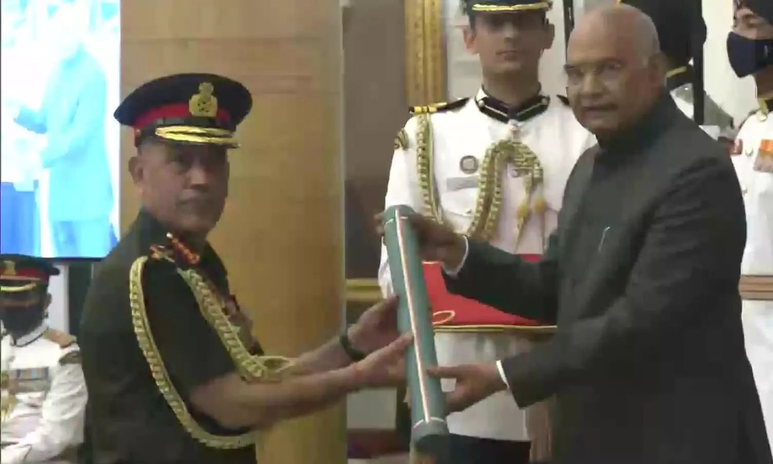 भारतीय सेना के जनरल बने नेपाल Army Chief प्रभु राम शर्मा, राष्ट्रपति रामनाथ कोविंद ने किया सम्मानित